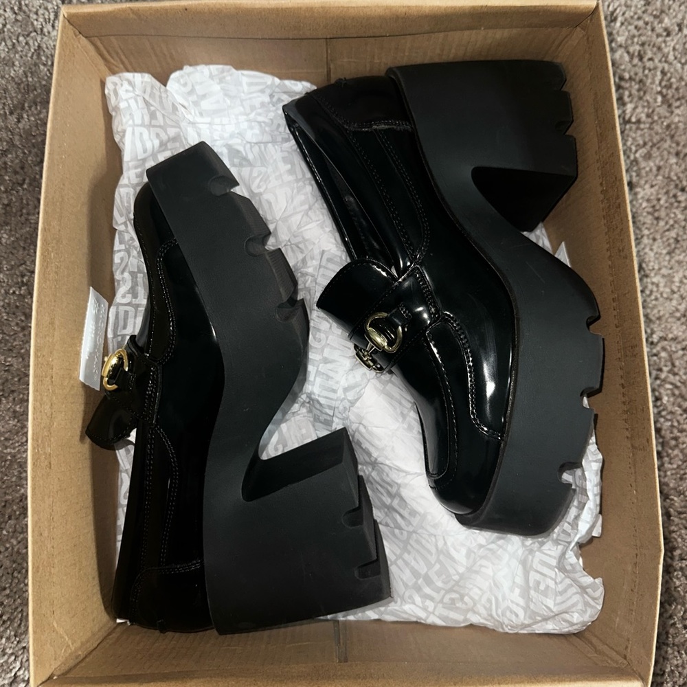 STEVE MADDEN Penelope Black Patent
